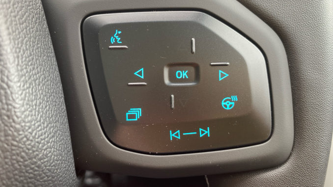 Ford Explorer 210kW Premium 79kWh 5dr Auto Electric Estate - Image 26
